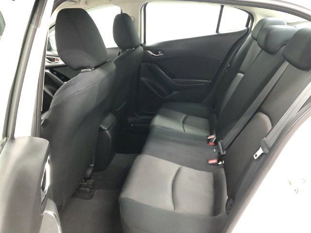 Used 2017 MAZDA MAZDA3 Sport FWD image 25