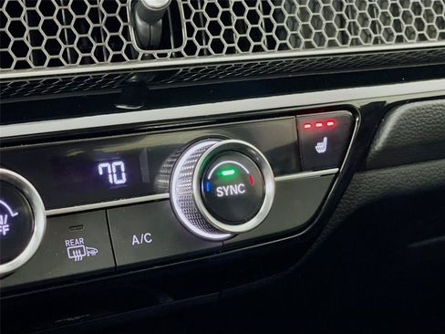 Used 2023 Honda Civic Touring image 26