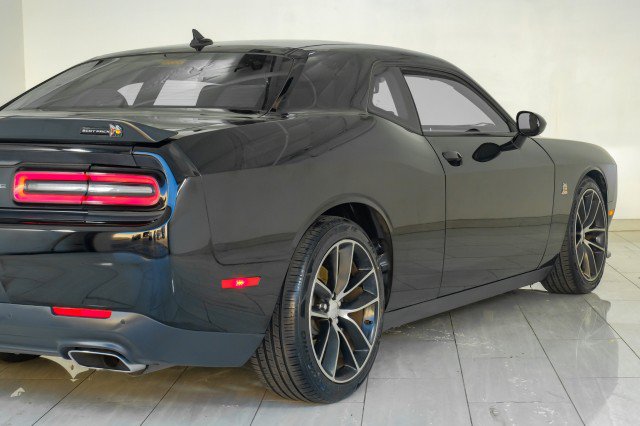 Used 2015 Dodge Challenger R/T Scat Pack RWD image 65