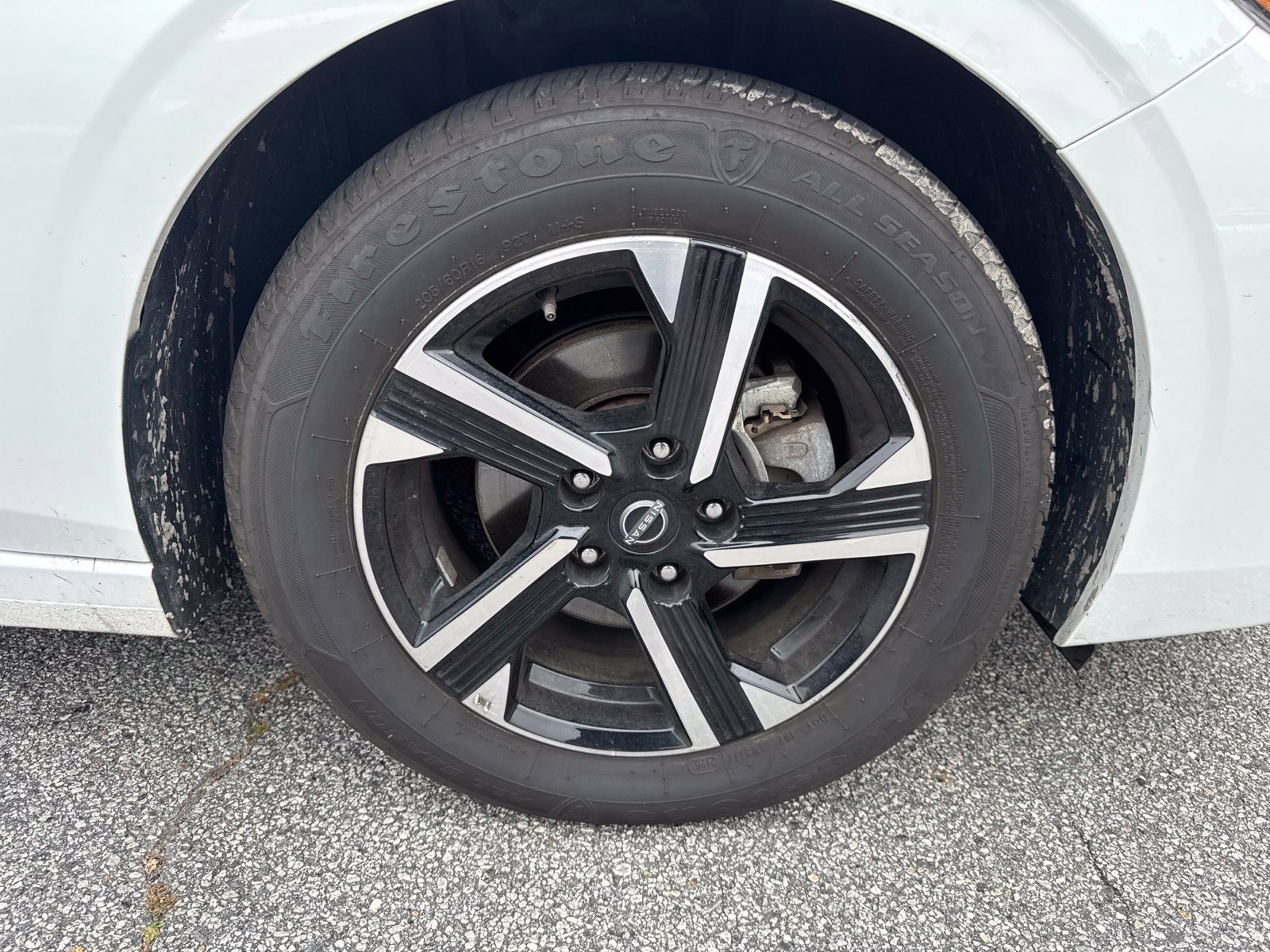 Used 2024 Nissan Sentra SV FWD image 12