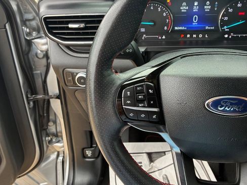 Used 2023 Ford Explorer ST-Line w/ Class IV Trailer Tow Package image 14