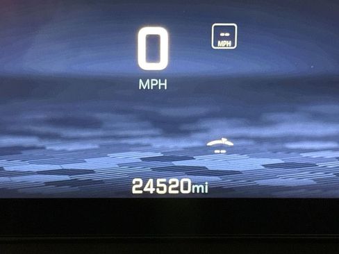 Certified 2024 Chevrolet Traverse LT image 12