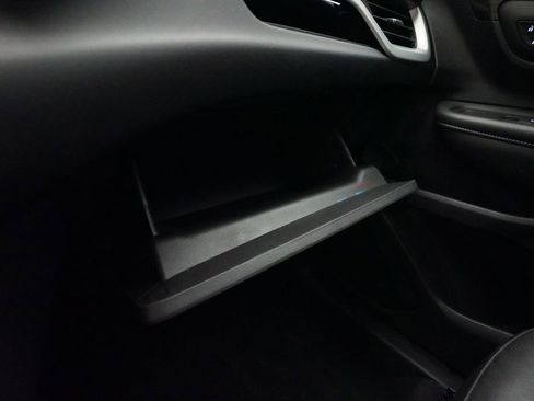 Used 2022 GMC Terrain SLT image 30