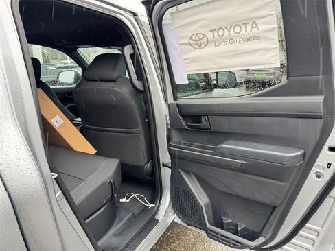 New 2026 Toyota Tacoma SR5 image 13