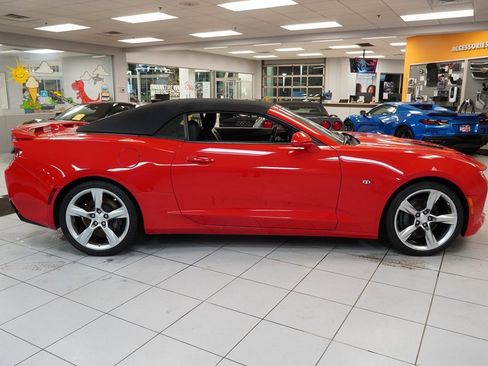 Used 2017 Chevrolet Camaro SS image 11