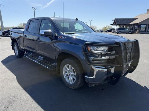 Used 2021 Chevrolet Silverado 1500 LT AWD/4WD image 2