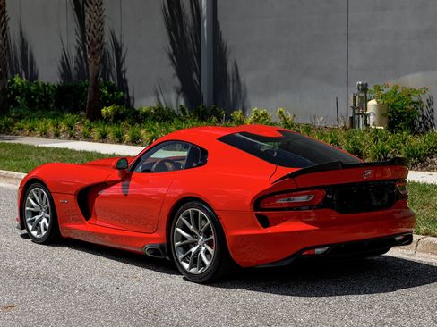 Used 2014 SRT Viper GTS w/ GTS Laguna Interior Package RWD image 23