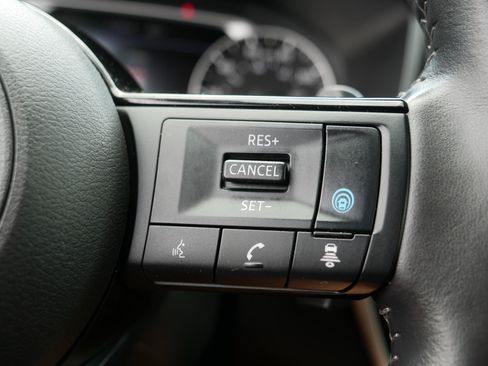Certified 2023 Nissan Rogue SV w/ SV Premium B Package AWD/4WD image 29