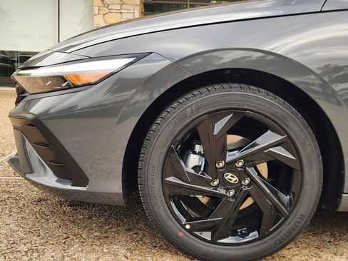 New 2026 Hyundai Elantra Sport FWD image 7