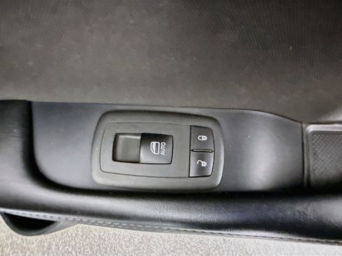 Used 2022 Dodge Challenger GT RWD image 29