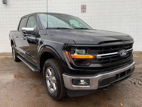 New 2025 Ford F150 XLT w/ Equipment Group 302A MID image 21