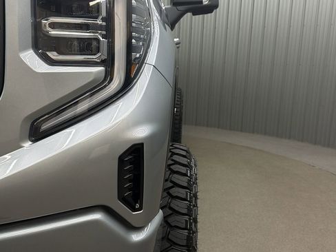 Used 2026 GMC Sierra 1500 Denali Ultimate AWD/4WD image 13
