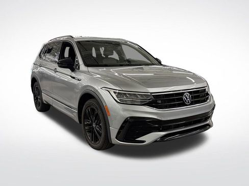 Used 2022 Volkswagen Tiguan SE R-Line FWD image 7