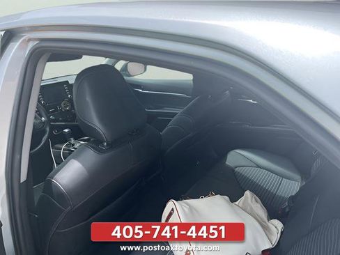 Used 2023 Toyota Camry SE FWD image 8