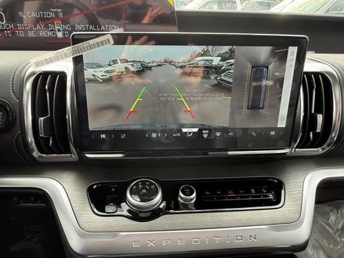 New 2026 Ford Expedition Max Platinum w/ Driver's Package image 16