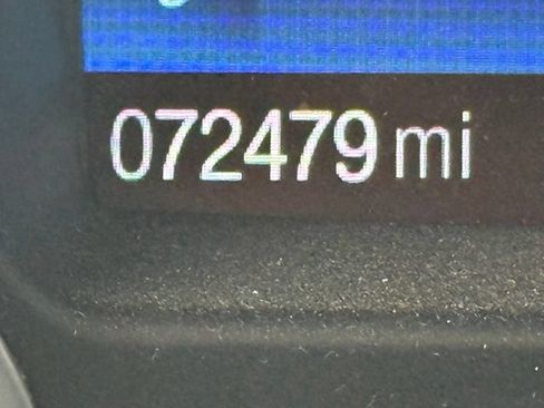 Used 2017 Ford Escape Titanium w/ Equipment Group 301A AWD/4WD image 17