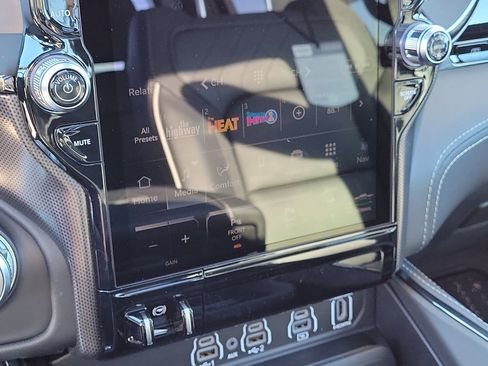 New 2026 RAM 1500 Limited image 32