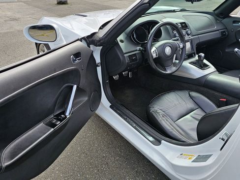 Used 2008 Saturn Sky Red Line RWD image 18