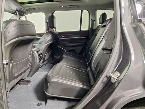 Used 2023 Jeep Grand Cherokee 4WD 4xe image 10