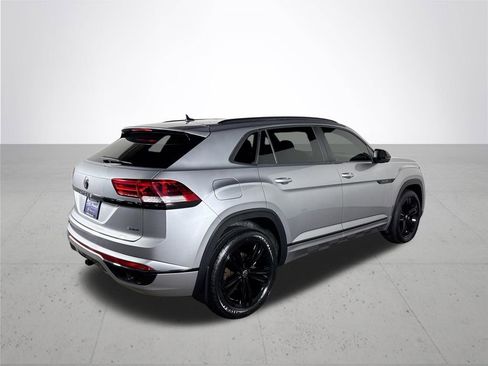 Certified 2023 Volkswagen Atlas Cross Sport SEL R-Line AWD/4WD image 6