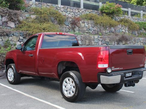 Used 2014 GMC Sierra 2500 SLE w/ SLE Preferred Package image 7