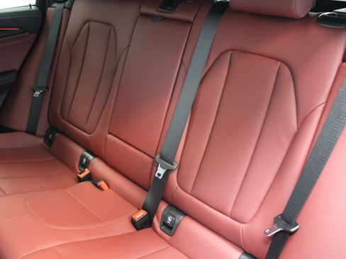 Used 2024 BMW X4 M40i w/ Premium Package image 19