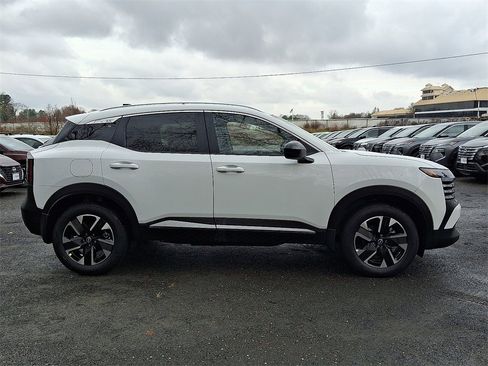 New 2026 Nissan Kicks SV w/ Cold Weather Package image 8