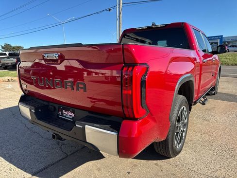 Used 2025 Toyota Tundra Limited AWD/4WD image 4