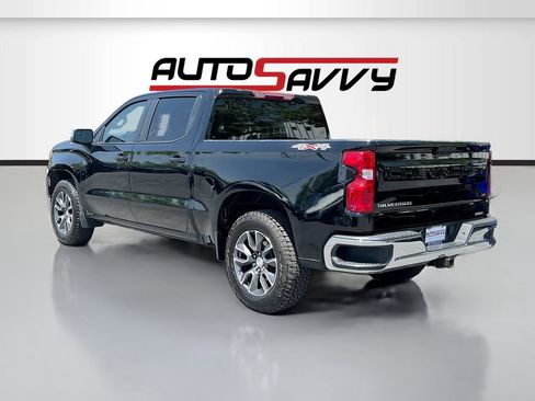 Used 2024 Chevrolet Silverado 1500 LT AWD/4WD image 5
