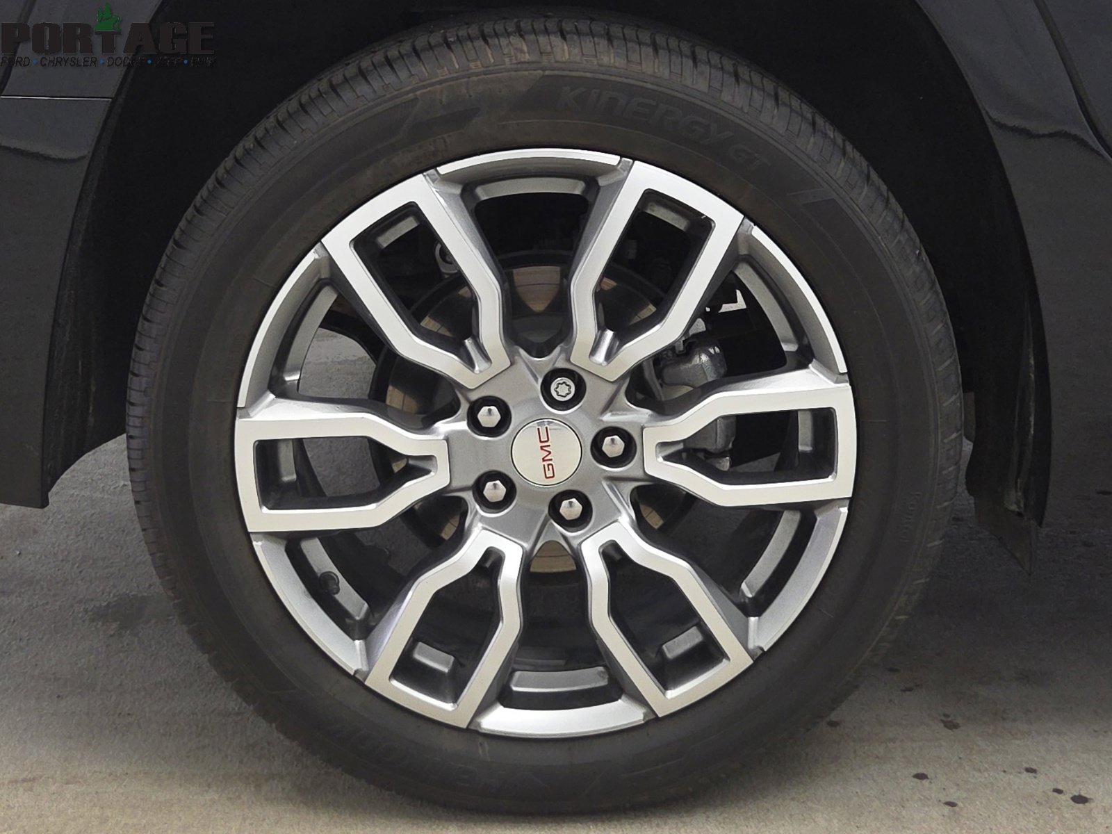 Used 2023 GMC Terrain Denali w/ LPO, Floor Liner Package AWD/4WD image 40