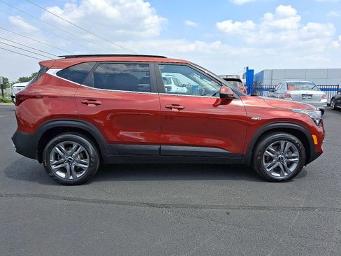 Used 2022 Kia Seltos S image 8