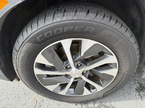 Used 2022 Hyundai Palisade SEL w/ Cargo Package FWD image 11