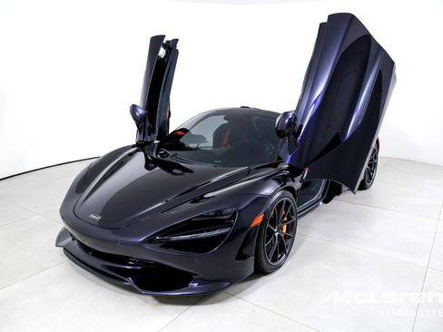 Used 2024 McLaren 750S Spider RWD image 6