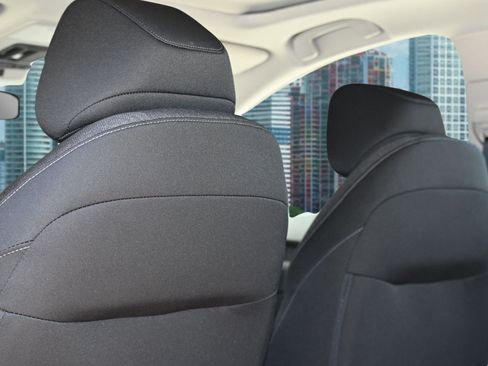 Used 2025 Honda Accord SE image 19