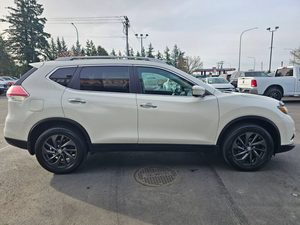 Used 2015 Nissan Rogue SL AWD/4WD image 6