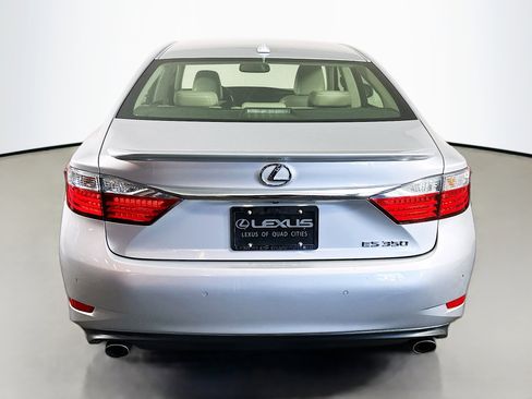 Used 2013 Lexus ES 350 w/ Luxury Pkg FWD image 6