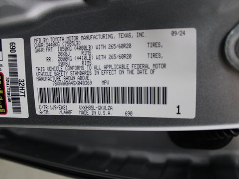 Used 2025 Toyota Sequoia Limited w/ Tow Technology Package image 49