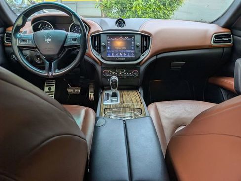 Used 2016 Maserati Ghibli S image 24