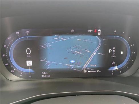 Used 2023 Volvo XC40 B5 Plus w/ Driver Assist Package image 15