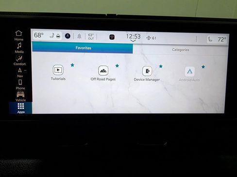 New 2025 Jeep Gladiator Willys image 39