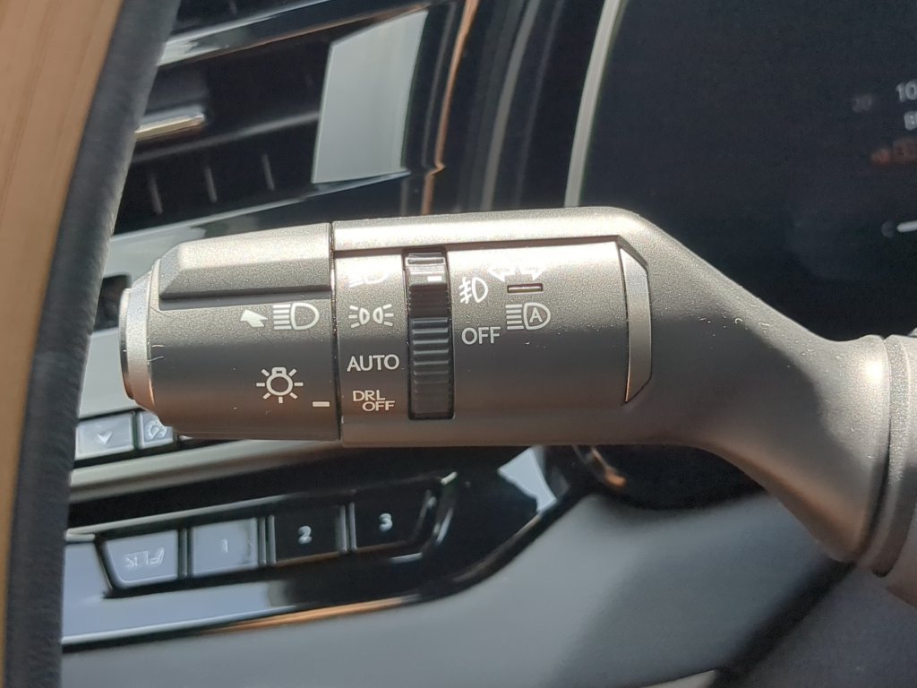 Used 2025 Lexus RX 350h AWD/4WD image 28