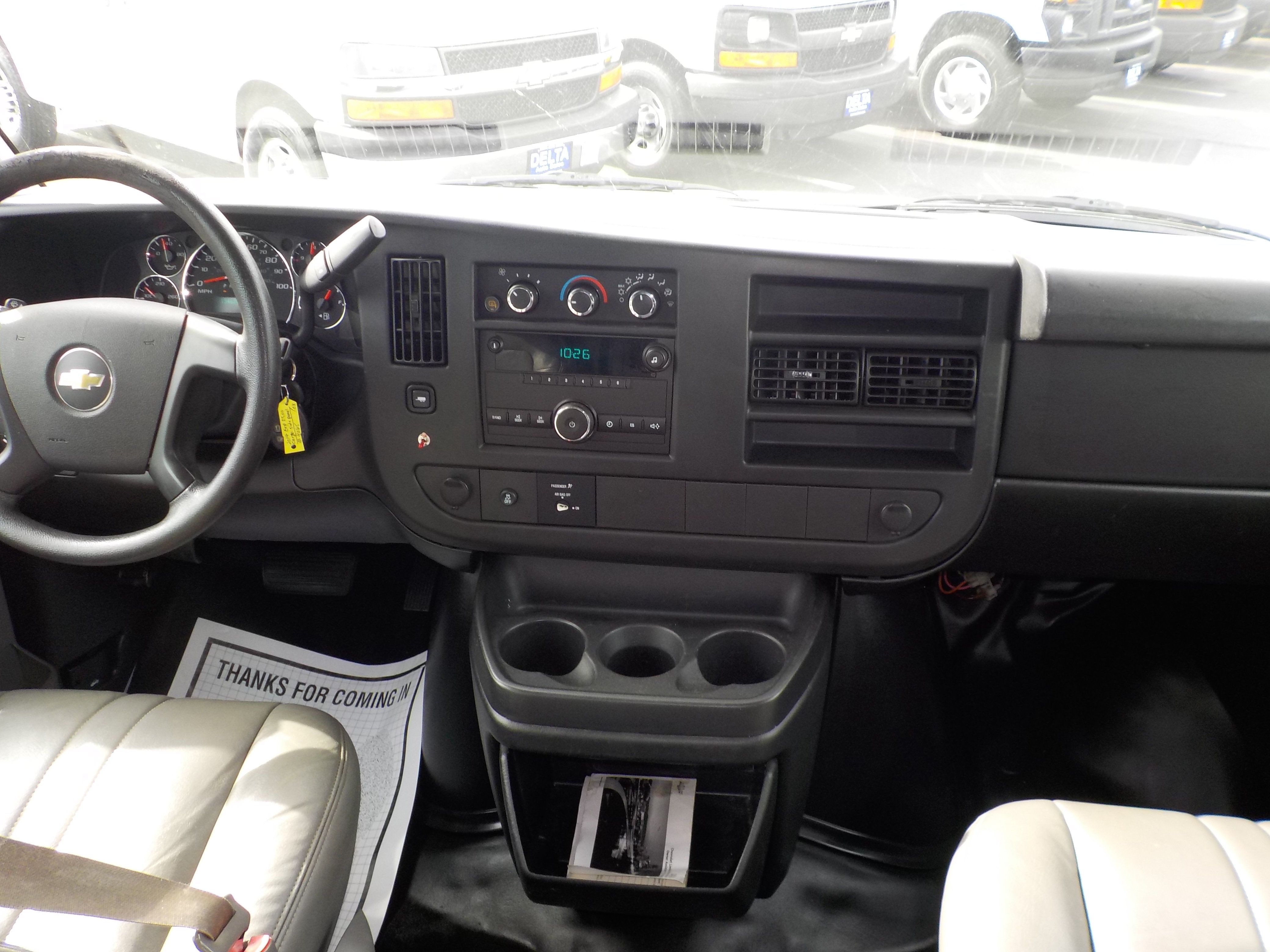 Used 2014 Chevrolet Express 2500 w/ Express Access Plus Package RWD image 18