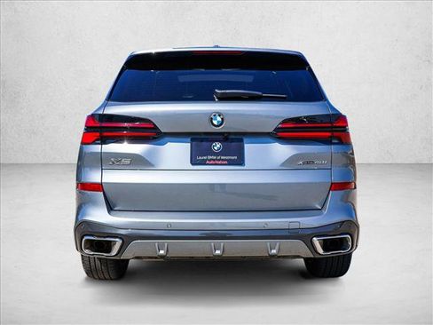 Used 2026 BMW X5 xDrive40i image 6
