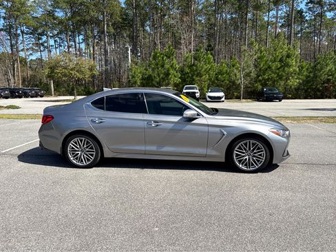 Used 2021 Genesis G70 2.0T image 25