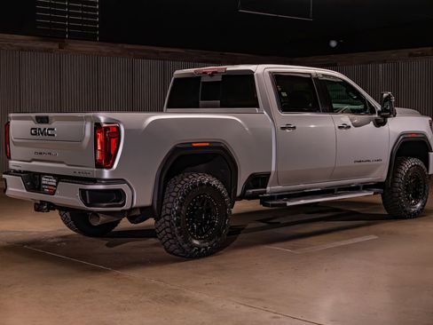 Used 2021 GMC Sierra 2500 Denali w/ Denali Ultimate Package AWD/4WD image 10