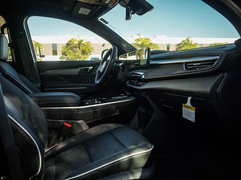 New 2026 Buick Enclave Sport Touring w/ Super Cruise Package image 11