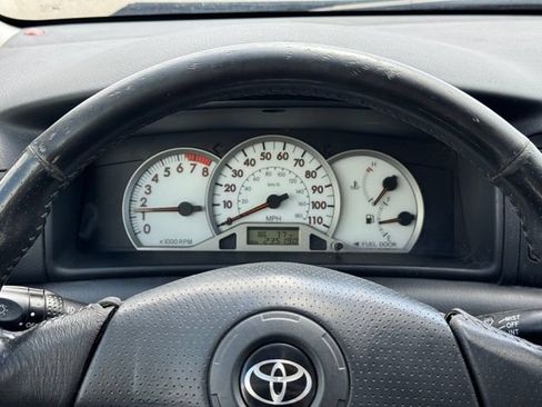 Used 2005 Toyota Corolla S FWD image 26