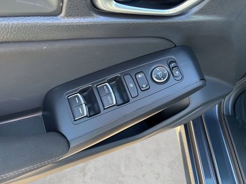 Used 2025 Honda Civic Sport image 17