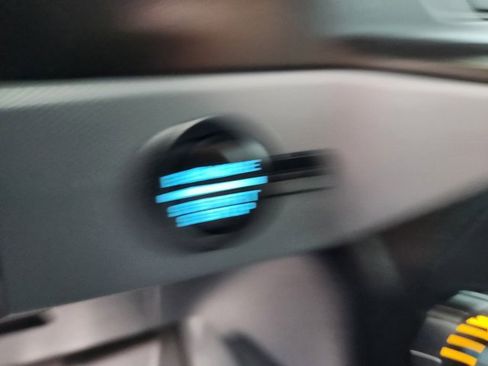 Used 2023 Ford Bronco 4-Door image 25