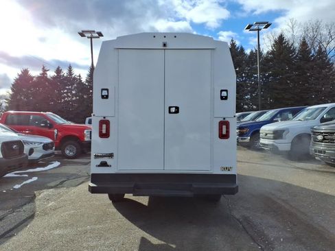 New 2026 Ford E-350 and Econoline 350 Super Duty w/ Power Equipment Group RWD image 7